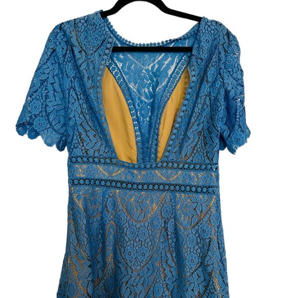 Dress - Picture 4 of 6